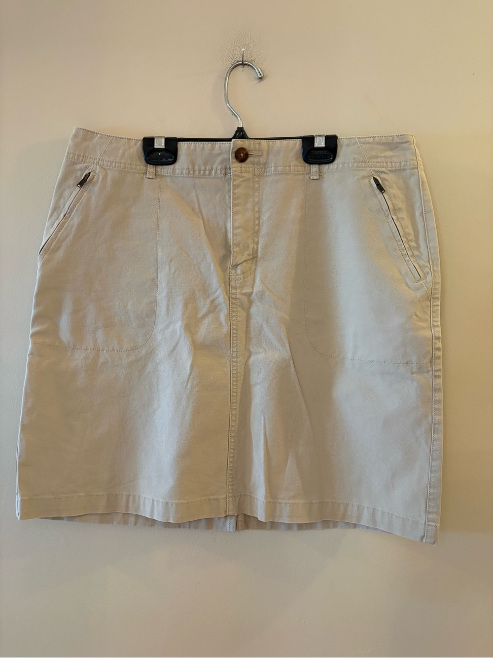 Eddie Bauer Khaki Outdoor Hiking Travel Skirt women’s Sz 14.